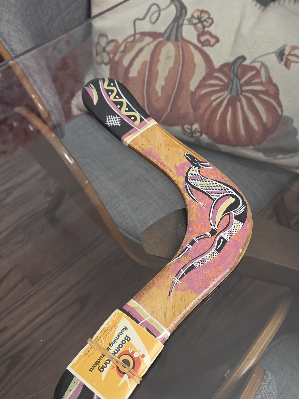 🦘 Australian Wooden Boomerang – Hand-Painted Aboriginal-Inspired Art